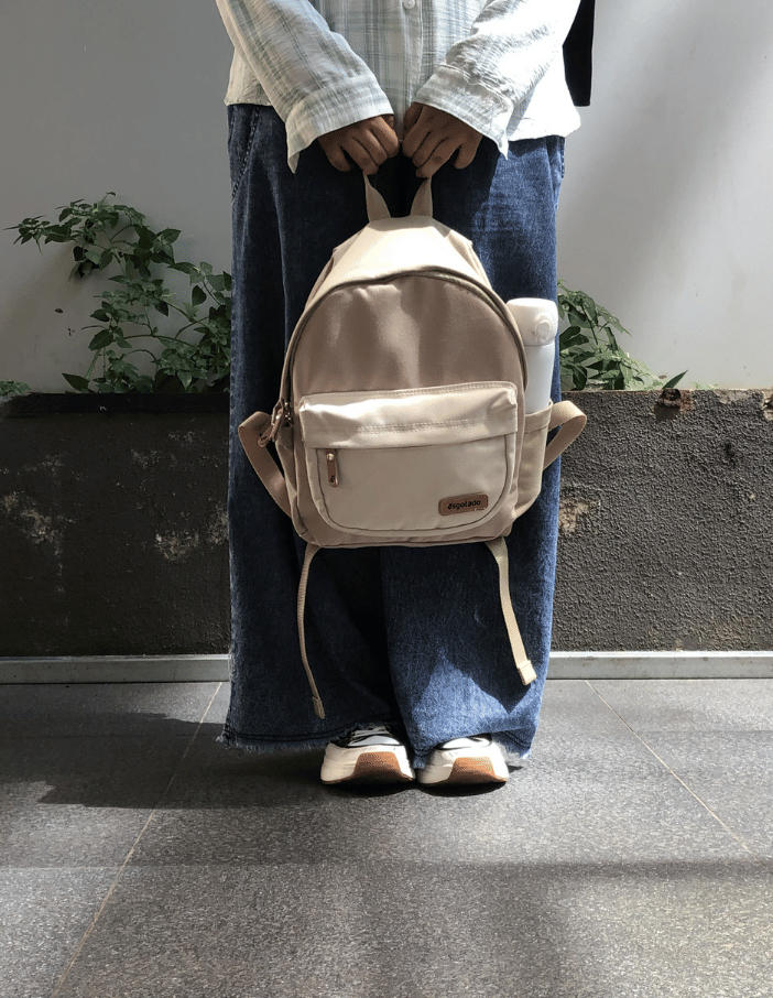 Tas Esgotado digunakan saat berjalan